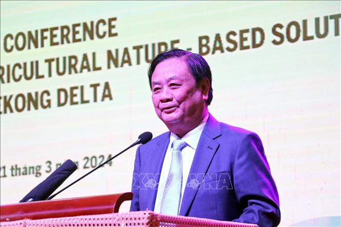 Minister of Agriculture and Rural Development Le Minh Hoan speaks at the conference. VNA Photo: Huỳnh Anh