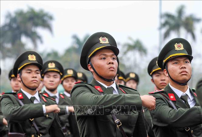 Cán bộ, chiến sĩ khối An ninh nhân dân tham gia luyện tập. Ảnh: Phạm Kiên - TTXVN