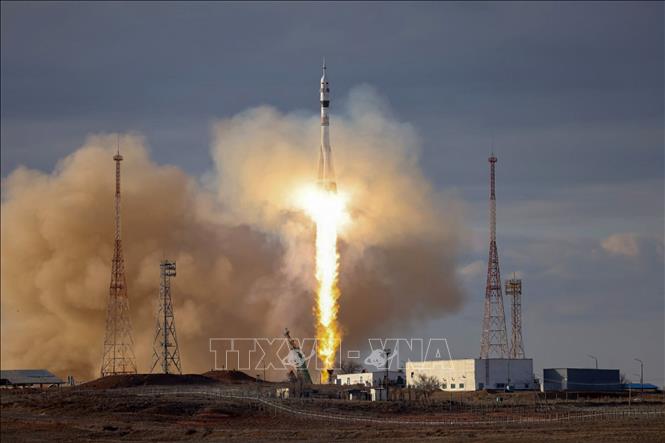 Tàu vũ trụ Soyuz của Nga chở theo 3 phi hành gia được phóng từ sân bay vũ trụ Baikonur ở Kazakhstan ngày 23/3/2024. Ảnh: AFP/TTXVN