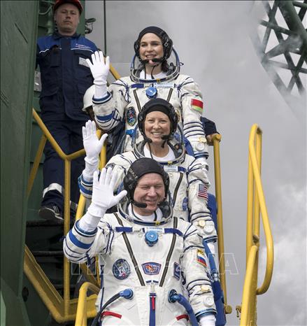 Các phi hành gia được tàu vũ trụ Soyuz của Nga đưa lên Trạm Vũ trụ Quốc tế (ISS) từ sân bay vũ trụ Baikonur ở Kazakhstan ngày 23/3/2024. Ảnh: AFP/TTXVN