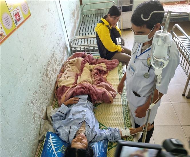 Huyện Kon Rẫy, tỉnh Kon Tum hiện chỉ có 17 bác sỹ, đáp ứng hơn 50% so với nhu cầu 32 bác sỹ của địa phương. Ảnh: Dư Toán – TTXVN