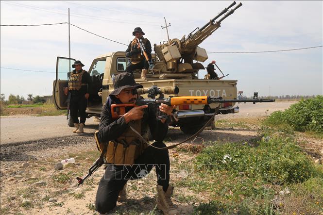 Các lực lượng Iraq tham gia chiến dịch truy quét IS tại  al-Miqdadiyah, tỉnh Diyala, Iraq, ngày 10/3/2024. Ảnh: AFP/TTXVN