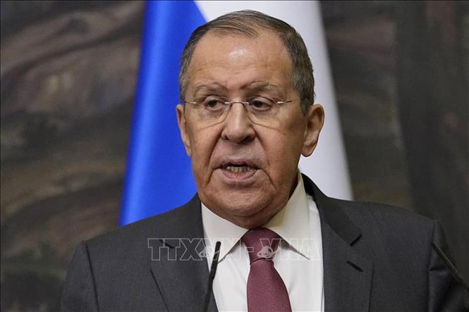 Ngoại trưởng Nga Sergei Lavrov phát biểu họp báo ở Moskva. Ảnh: AFP/TTXVN