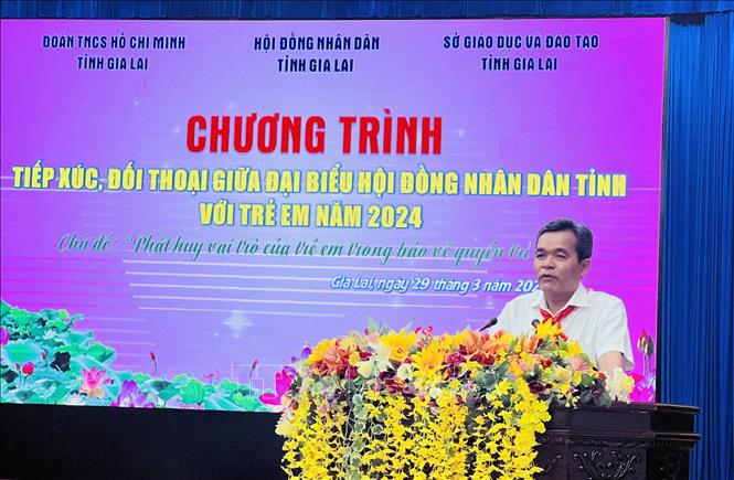 Bí thư Tỉnh ủy, Chủ tịch HĐND tỉnh Gia Lai Hồ Văn Niên phát biểu tại chương trình. Ảnh: Hồng Điệp - TTXVN