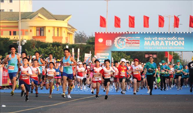 Các vận động viên hệ phong trào xuất phát. Ảnh: Tường Quân – TTXVN