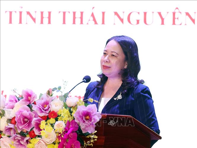 Quyền Chủ tịch nước Võ Thị Ánh Xuân phát biểu tại chương trình trao tặng quà. Ảnh: Thống Nhất –TTXVN

