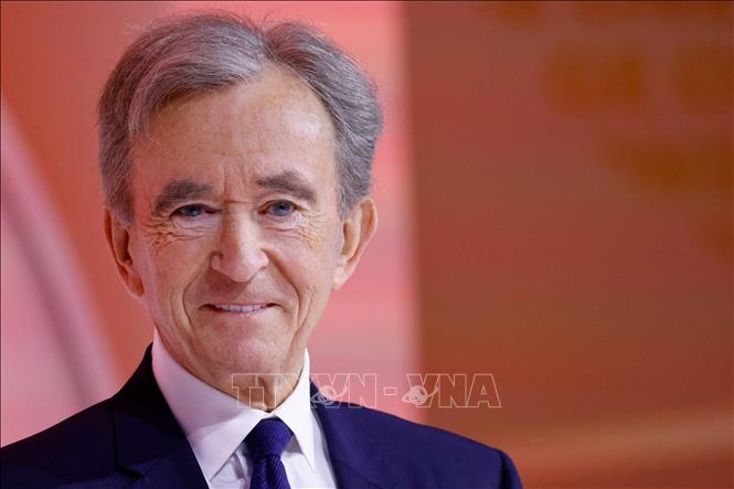 Chủ tịch Tập đoàn LVMH Bernard Arnault dự lễ trao giải thưởng về đổi mới của LVMH tại Paris, Pháp ngày 15/6/2023. Ảnh: AFP/TTXVN