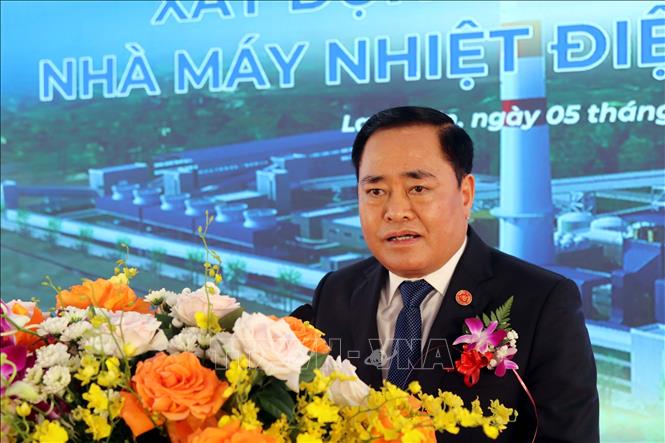 Chủ tịch UBND tỉnh Lạng Sơn Hồ Tiến Thiệu phát biểu giao nhiệm vụ cho các đơn vị thực hiện Dự án Nhà máy Nhiệt điện Na Dương II. Ảnh: Văn Đạt - TTXVN