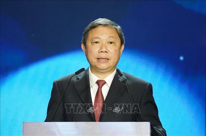 Duong Duc Anh, Vice Chairman of the municipal People's Committee, addresses the event. VNA Photo: Thu Hương 