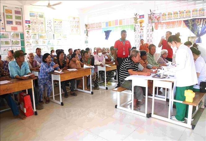 Khu vực xét nghiệm, khám tổng quát cho người dân. Ảnh: Huỳnh Thảo - PV TTXVN tại Campuchia 