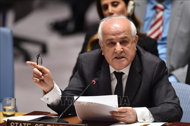 Đại sứ Palestine tại LHQ Riyad H. Mansour phát biểu trong một phiên họp của Hội đồng Bảo an LHQ ở New York, Mỹ. Ảnh: AFP/TTXVN