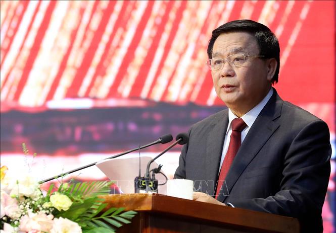 Đồng chí Nguyễn Xuân Thắng, Ủy viên Bộ Chính trị, Giám đốc Học viện Chính trị quốc gia Hồ Chí Minh, Chủ tịch Hội đồng Lý luận Trung ương phát biểu bế mạc Hội thảo. Ảnh: Trung Kiên - TTXVN