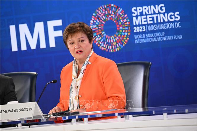 (Tư liệu) Tổng Giám đốc Quỹ Tiền tệ quốc tế (IMF) Kristalina Georgieva trong cuộc họp báo kết thúc tại Hội nghị Mùa Xuân IMF và Ngân hàng Thế giới tại Washington DC.,  ngày 13/4/2023. Ảnh: AFP/TTXVN
