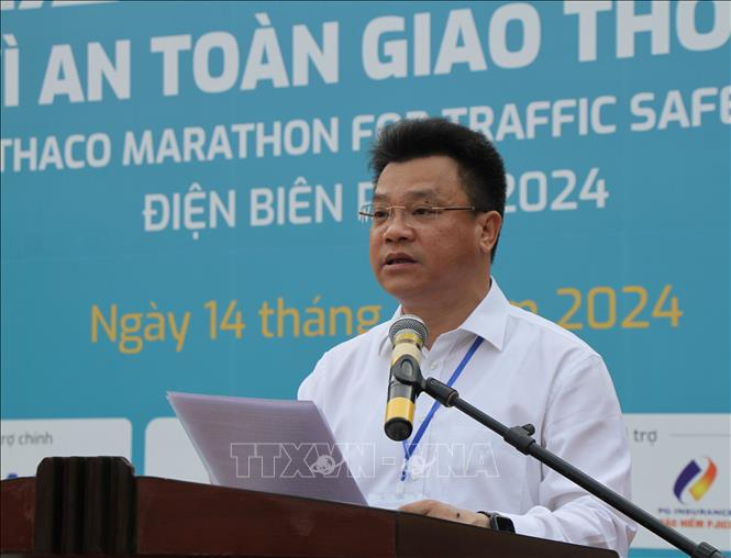  Ông Lê Kim Thành, Phó Chủ tịch chuyên trách Ủy ban ATGT Quốc gia phát biểu tại lễ khai mạc. Ảnh: Phan Quân - TTXVN