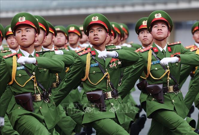 Các khối lực lượng cảnh sát cơ động tham gia diễu binh. Ảnh: Dương Giang-TTXVN