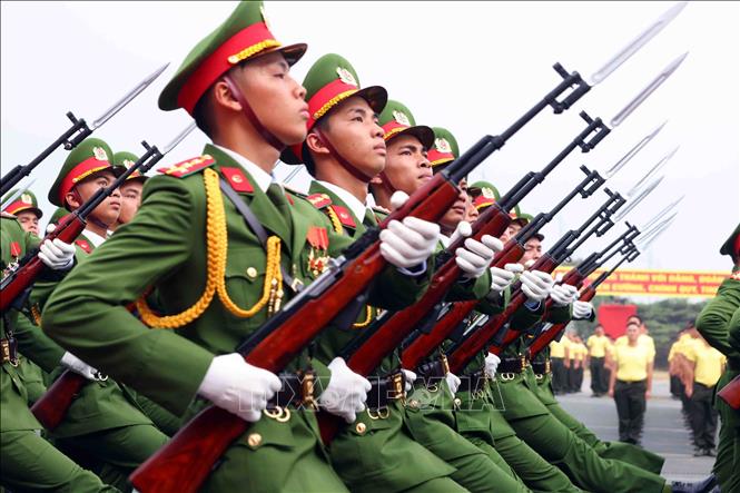 Cán bộ, chiến sĩ Cảnh sát cơ động tham gia diễu binh. Ảnh: Phạm Kiên - TTXVN