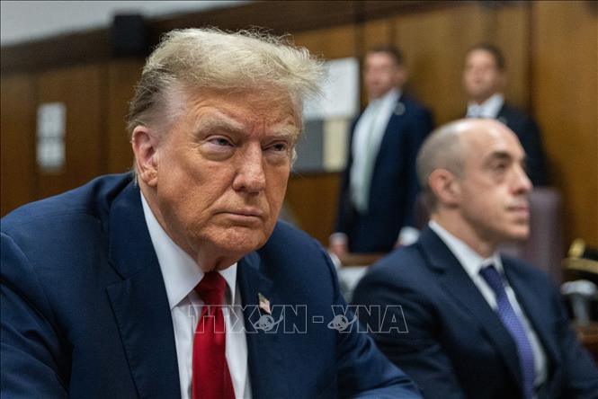 Cựu Tổng thống Mỹ Donald Trump tại phiên xét xử của Tòa án New York, ngày 15/4/2024. Ảnh: AFP/TTXVN