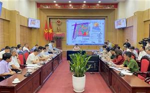 Hà Nội leader orders complete relocation of households from dangerous areas within the month