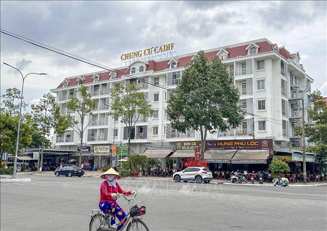 Dự án nhà ở Chung cư Cadif tại phường Hưng Phú (quận Cái Răng) được xác định Sở Tài nguyên và Môi trường tham mưu cho thuê, chuyển mục đích không phù hợp với kế hoạch sử dụng đất hàng năm của cấp huyện tại thời điểm cho thuê, chuyển mục đích sử dụng đất. Ảnh: Thanh Liêm - TTXVN