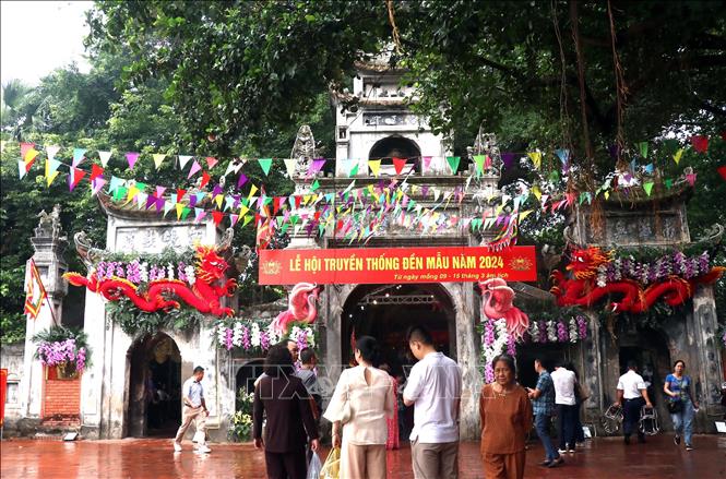Đền Mẫu tại thành phố Hưng Yên. Ảnh: Mai Ngoan-TTXVN