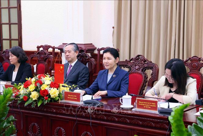 Bộ trưởng Tư pháp Trung Quốc Hạ Vinh phát biểu. Ảnh: Phạm Kiên - TTXVN