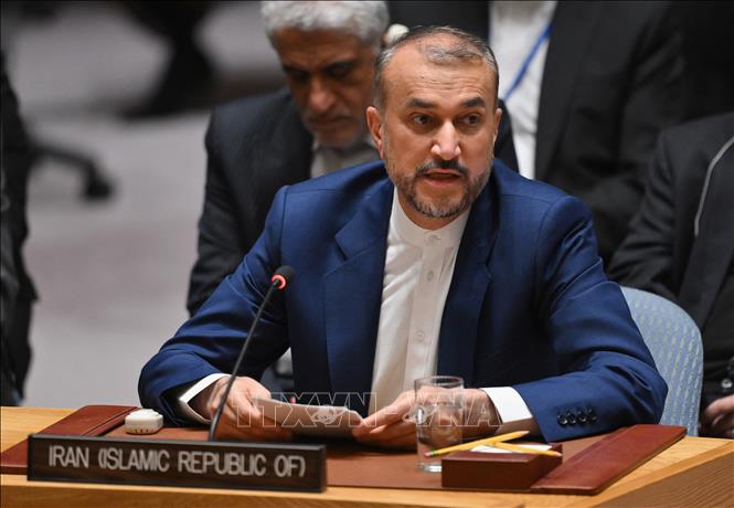 Ngoại trưởng Iran Hossein Amir-Abdollahian phát biểu tại phiên họp của Hội đồng Bảo an LHQ về căng thẳng Trung Đông ở New York, Mỹ ngày 18/4/2024. Ảnh: AFP/TTXVN