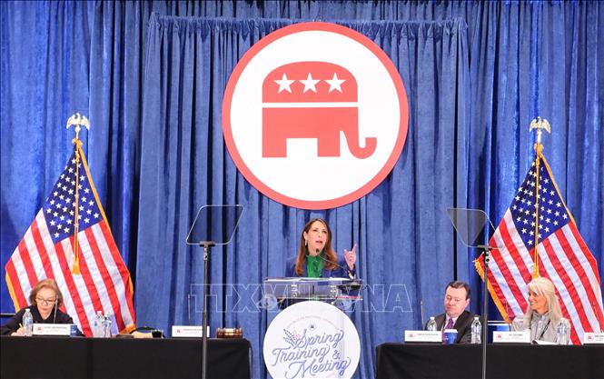 Chủ tịch Ủy ban Quốc gia của đảng Cộng hòa (RNC) Mỹ Ronna McDaniel phát biểu tại hội nghị của RNC ở Houston, Texas ngày 28/3/2024. Ảnh: AFP/TTXVN