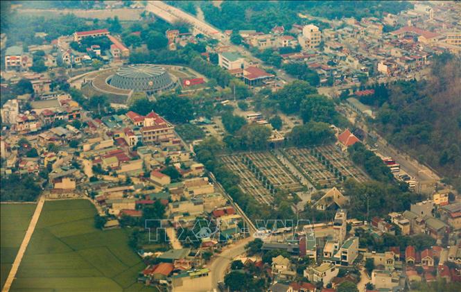 Nghĩa trang liệt sĩ A1 và Bảo tàng Chiến thắng lịch sử Điện Biên Phủ. Ảnh: Xuân Tư - TTXVN