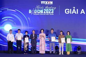 Lễ trao Giải báo chí TTXVN năm 2023