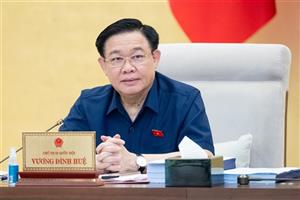 NA Chairman Huệ to be relieved from all duties