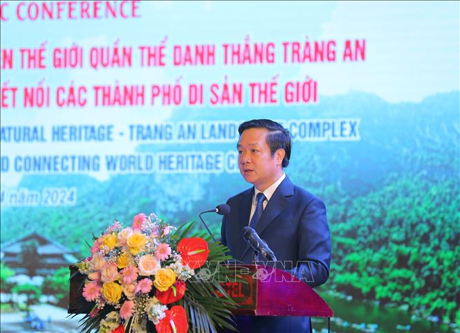 Chủ tịch UNBD tỉnh Ninh Bình Phạm Quang Ngọc phát biểu đề dẫn. Ảnh: Hải Yến - TTXVN