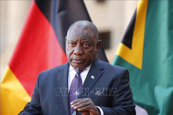 (Tư liệu) Tổng thống Nam Phi Cyril Ramaphosa phát biểu tại cuộc họp báo ở Pretoria. Ảnh: AFP/TTXVN