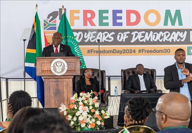 Tổng thống Nam Phi Cyril Ramaphosa phát biểu tại lễ kỷ niệm 30 năm ngày bầu cử dân chủ đầu tiên, tại Pretoria, Nam Phi, ngày 27/4/2024. Ảnh: THX/TTXVN
