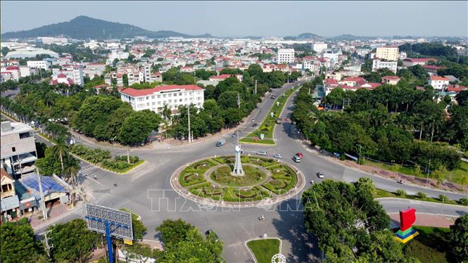 Thành phố Vĩnh Yên là trung tâm kinh tế chính trị, văn hoá xã hội lớn nhất của tỉnh Vĩnh Phúc. Ảnh: Hoàng Hùng - TTXVN