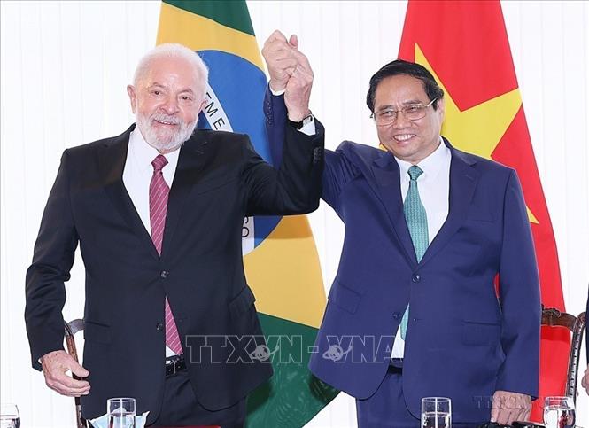 Tổng thống Brazil Lula da Silva chủ trì lễ đón Thủ tướng Phạm Minh Chính thăm chính thức Brazil (Brasilia, 2023). Ảnh: Dương Giang-TTXVN
