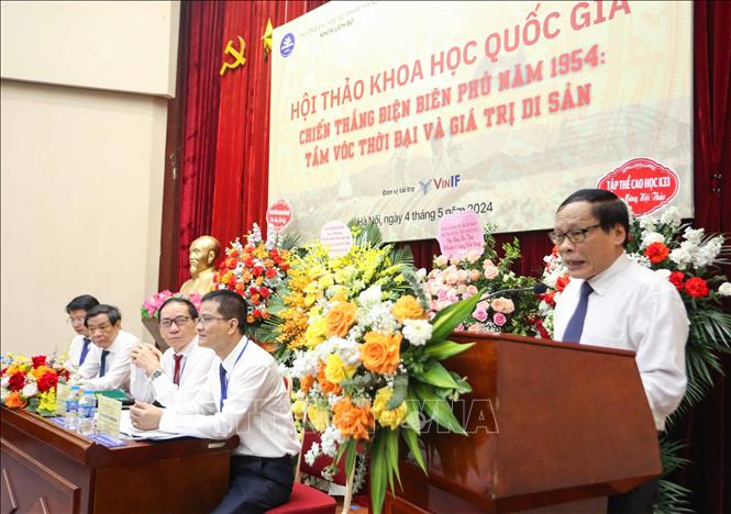 Hội thảo góp phần nghiên cứu phát huy các giá trị di sản của cuộc kháng chiến chống thực dân Pháp nói chung và chiến thắng Điện Biên Phủ nói riêng trong công cuộc phát triển kinh tế, xã hội hiện nay. Ảnh: Thu Phương/TTXVN phát