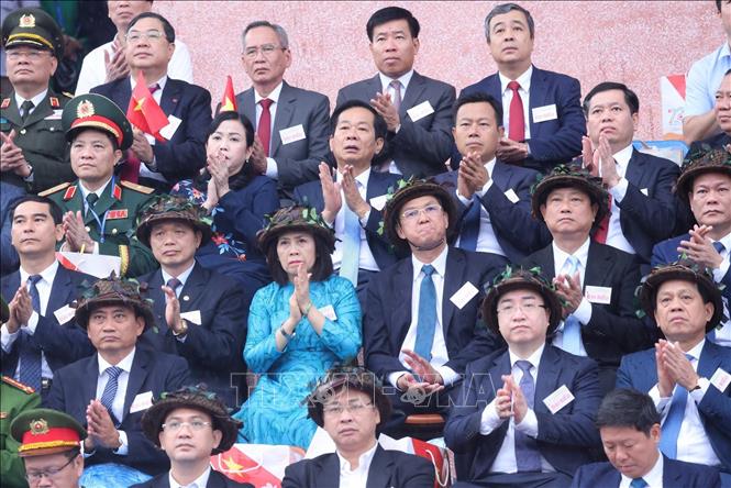 Các đại biểu dự lễ kỷ niệm 70 năm Chiến thắng Điện Biên Phủ. Ảnh: Lâm Khánh - TTXVN