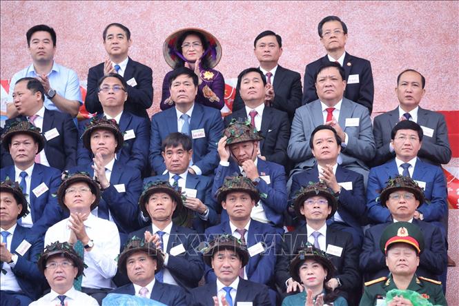 Các đại biểu dự lễ kỷ niệm 70 năm Chiến thắng Điện Biên Phủ. Ảnh: Lâm Khánh - TTXVN