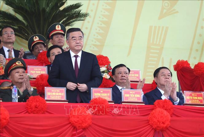 Đồng chí Trương Khánh Vỹ, Phó Ủy viên trưởng Ủy ban Thường vụ Đại hội Đại biểu Nhân dân Toàn quốc, đại diện nước Cộng hòa nhân dân Trung Hoa dự Lễ kỷ niệm. Ảnh: Lâm Khánh - TTXVN

