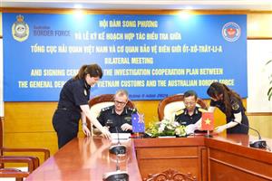 Vietnam, Australia strengthen fight against customs violations 