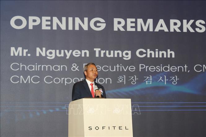 Ông Nguyễn Trung Chính, Chủ tịch Hội đồng quản trị kiêm Tổng Giám đốc điều hành Tập đoàn CMC phát biểu tại lễ khai trương. Ảnh: Đức Thắng - PV TTXVN tại Seoul