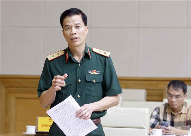 Trung tướng Nguyễn Trọng Bình, Phó Tổng Tham mưu trưởng Quân đội nhân dân Việt Nam phát biểu ý kiến. Ảnh: Doãn Tấn - TTXVN
