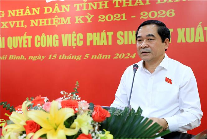 Phó Bí thư Thường trực Tỉnh ủy, Chủ tịch HĐND tỉnh Thái Bình Nguyễn Tiến Thành phát biểu tại kỳ họp. Ảnh: Thế Duyệt – TTXVN
