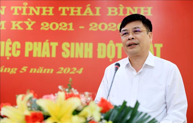 Phó Chủ tịch UBND tỉnh Thái Bình Phạm Văn Nghiêm phát biểu nhận nhiệm vụ. Ảnh: Thế Duyệt – TTXVN