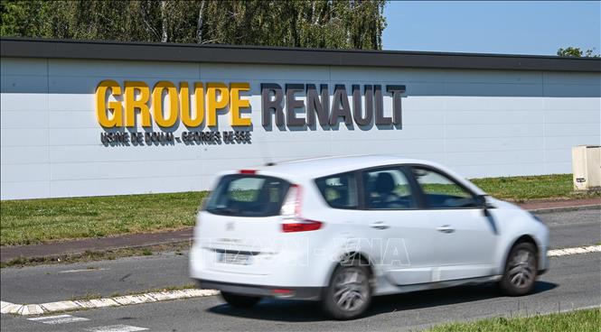 (Tư liệu) Nhà máy của hãng sản xuất ô tô Renault tại Douai, Pháp. Ảnh: AFP/TTXVN