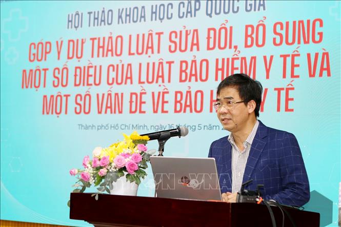 Tiến sỹ Lê Trường Sơn, Hiệu trưởng Trường Đại học Luật Thành phố Hồ Chí Minh phát biểu tại hội thảo. Ảnh: Thanh Vũ - TTXVN
