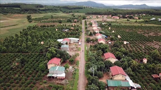 Le village in Mo Rai border commune, Sa Thay district. VNA Photo: Khoa Chương