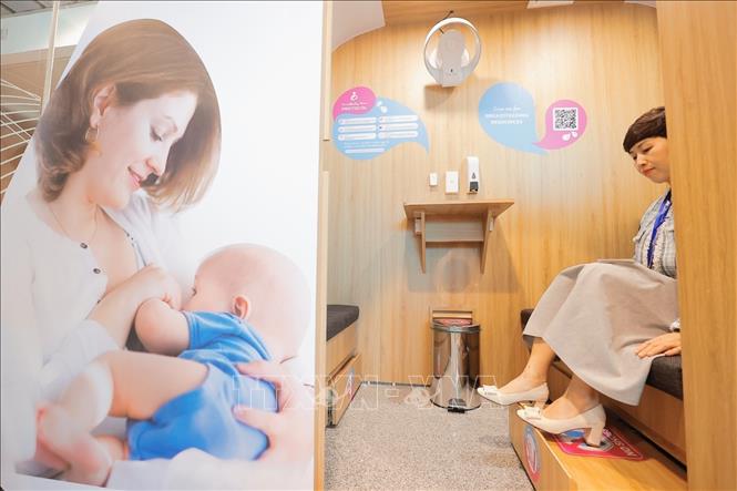 A visitor inside one of the breastfeeding room. VNA Photo: Minh Quyết
