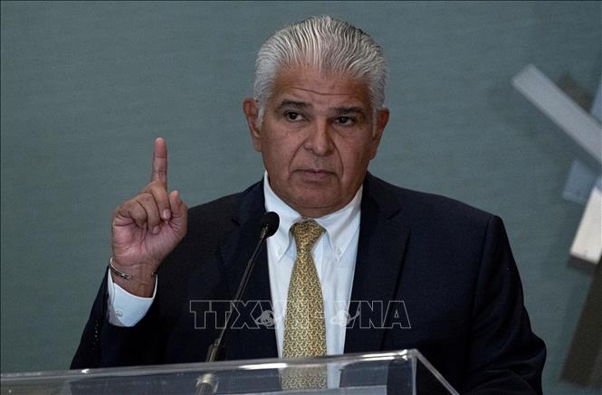 Tổng thống đắc cử Panama Jose Mulino công bố các đề cử cho chức danh bộ trưởng chủ chốt trong chính quyền mới tại Panama City ngày 16/5/2024. Ảnh: AFP/TTXVN