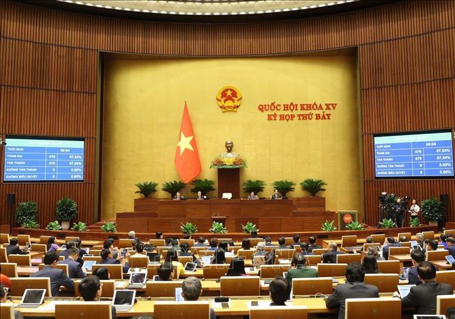 NA deputies vote on the new NA Chairman position. VNA Photo